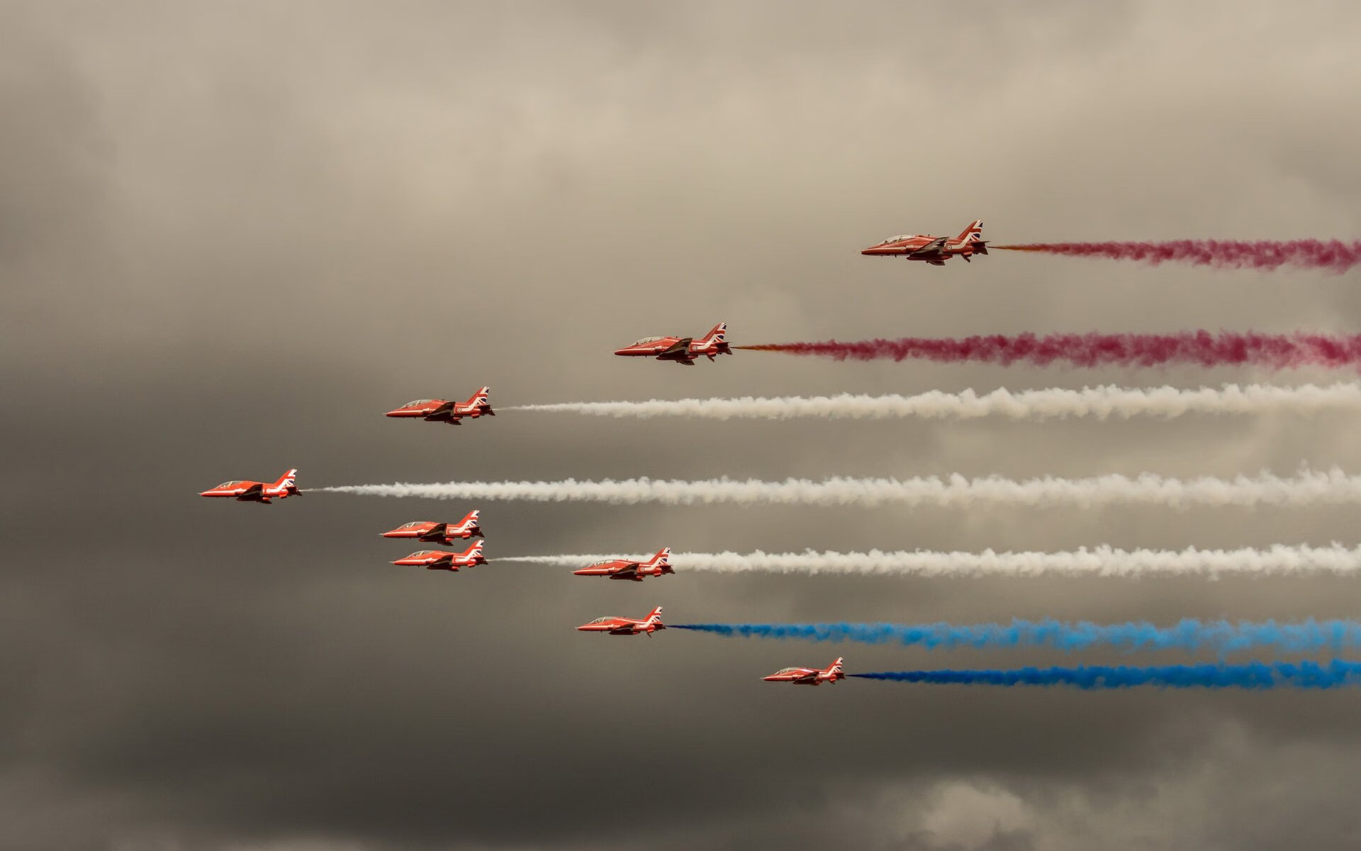“中国足球新星崭露头角,签约大型青训机构”,中国足球青训梯队
