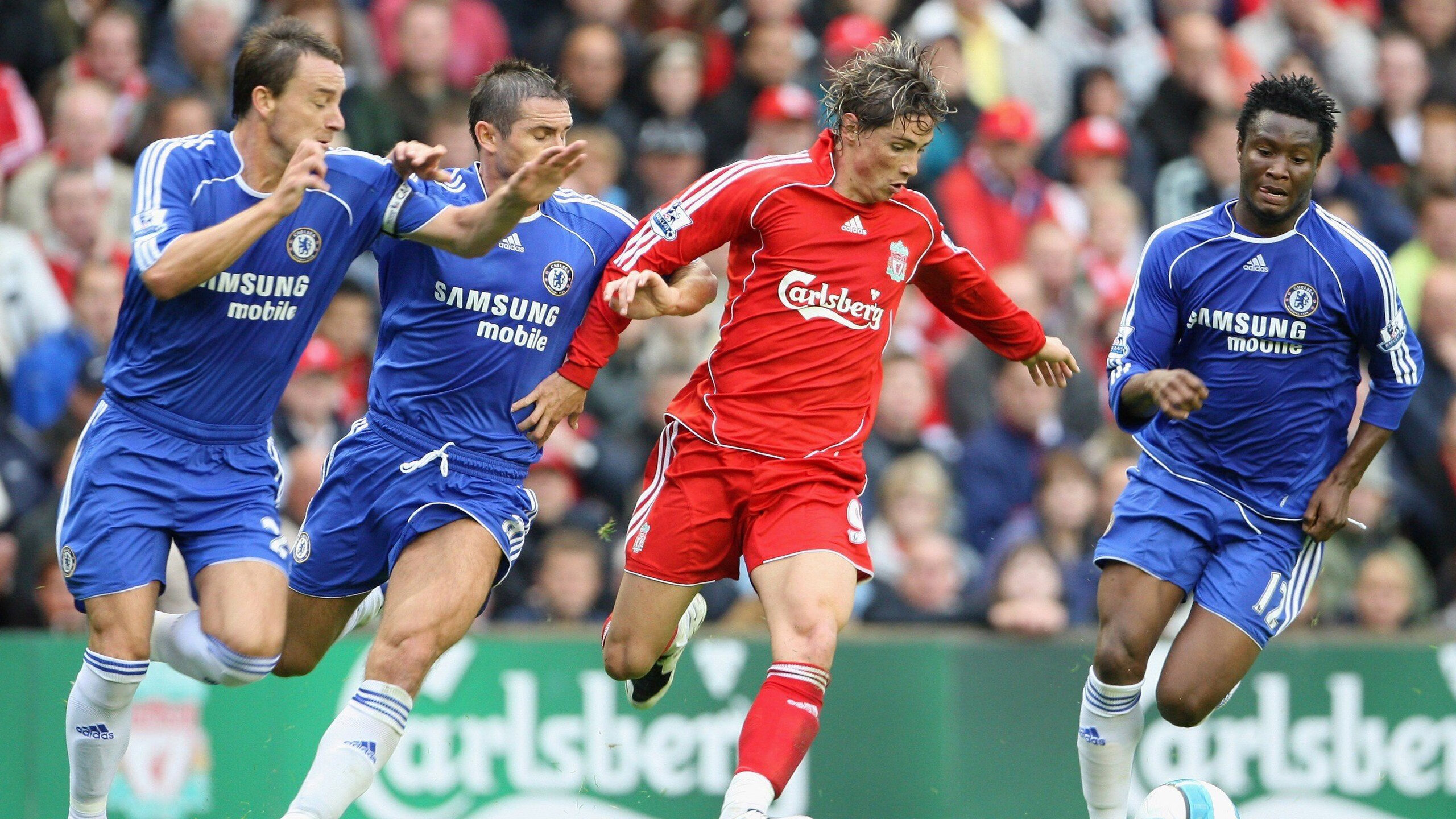 爱游戏体育官方入口-维尔·冯·威克：南非队进攻端的核心力量，始终威胁着对方防线，南非韦尔科姆